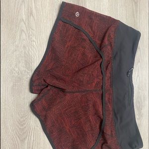 Lululemon Speed Up SIZE 8